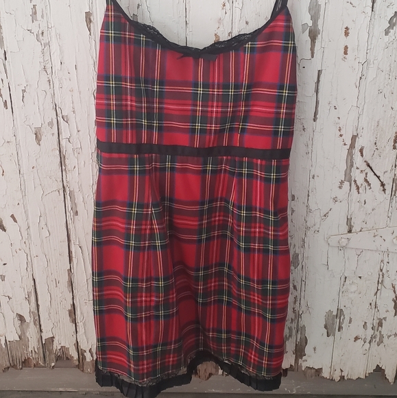 Bundle of 16 Dresses - Picture 16 of 16